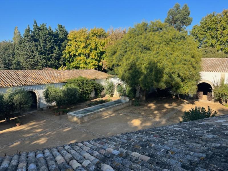 Mas Des Becasses, En Provence - 22 Personnes Villa Arles Kültér fotó